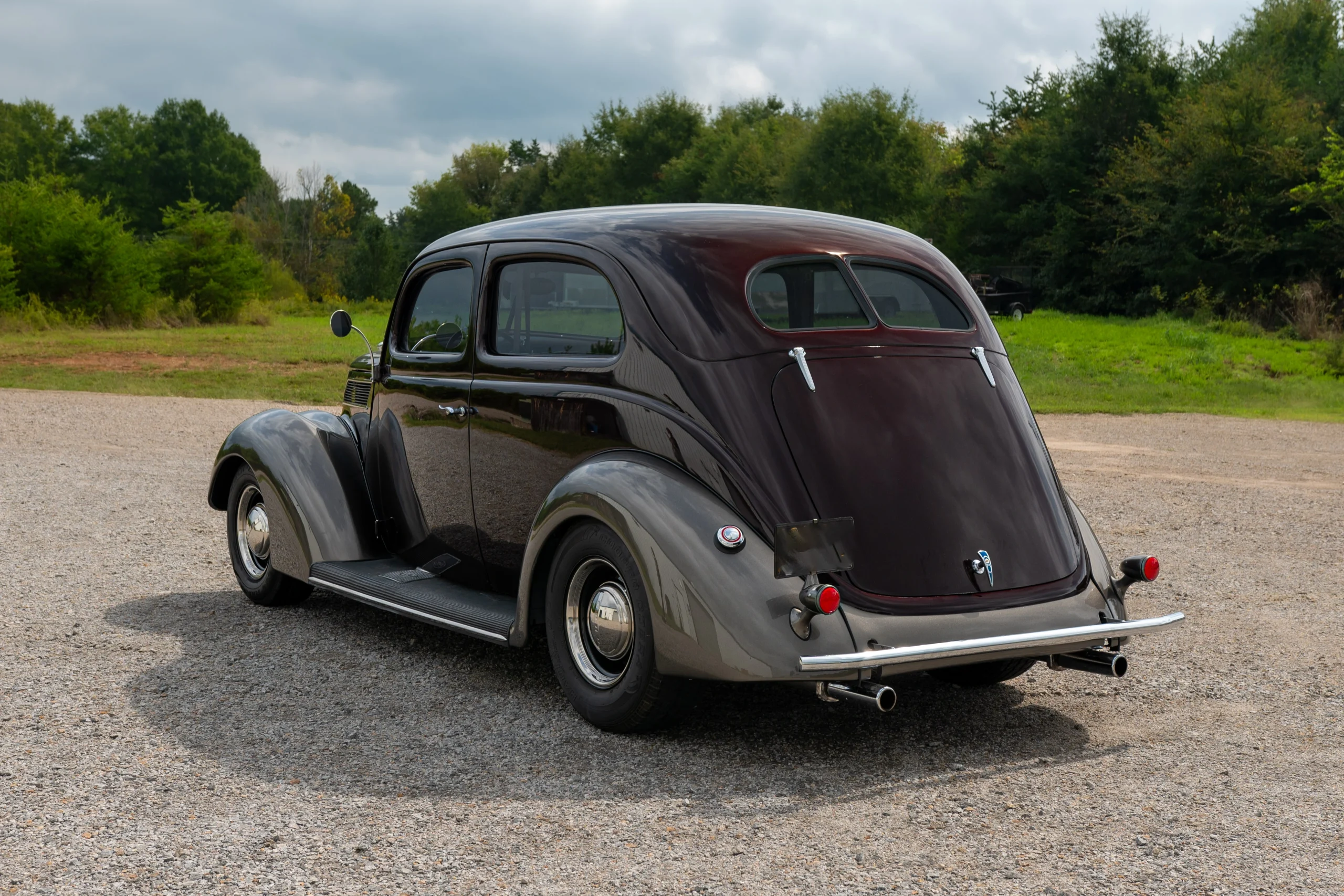 1937 Ford Slantback - View 2